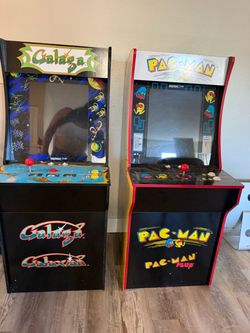 Galaga and Pac-man Arcade 1 up games