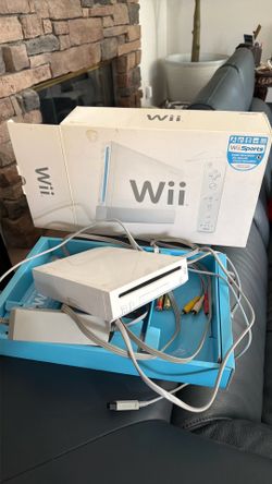 Nintendo Wii Bundle with 6 Games