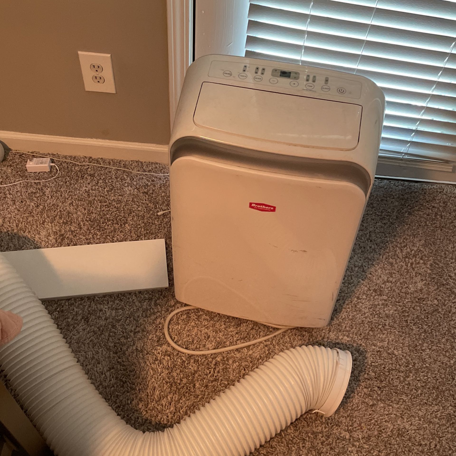 Black And Decker Portable Air Conditioner for Sale in Warwick, PA - OfferUp