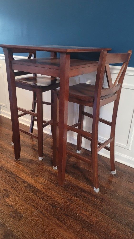 Bar Height Table Set.