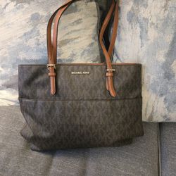 MICHAEL KORS BEDFORD PURSE
