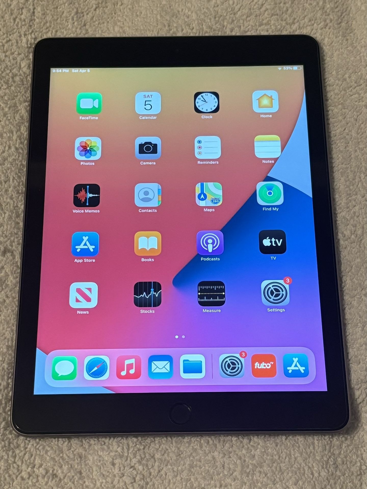 iPad 5th Generation- WiFi 32gb