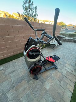 Bowflex MAX Trainer M5