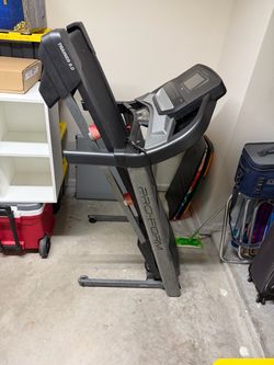 FREE Treadmill in great condition kendall