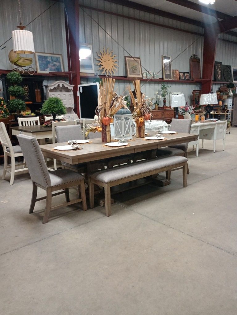 Gorgeous Brownish Gray 8 Seater Dining Room Table Set 
