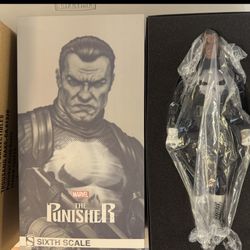 For Sale: Brand New Sideshow Punisher 1/6 Scale figure Marvel Hot Toys Funko L@@K!