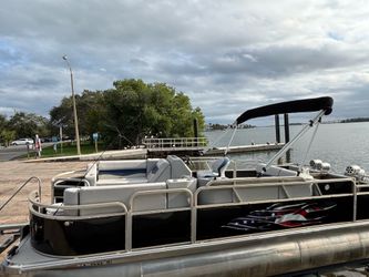 Pontoon Boat & Trailer