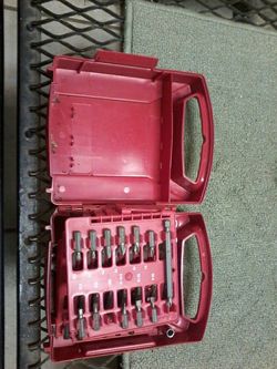 Black and Decker drill ab d socket set 57 pieces