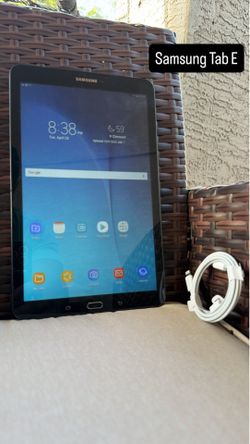 Samsung Tab E 9.7. Like New -Big Screen