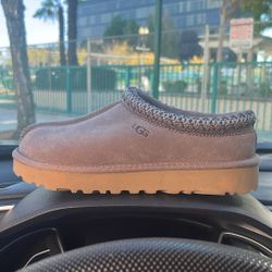 Ugg Size 5