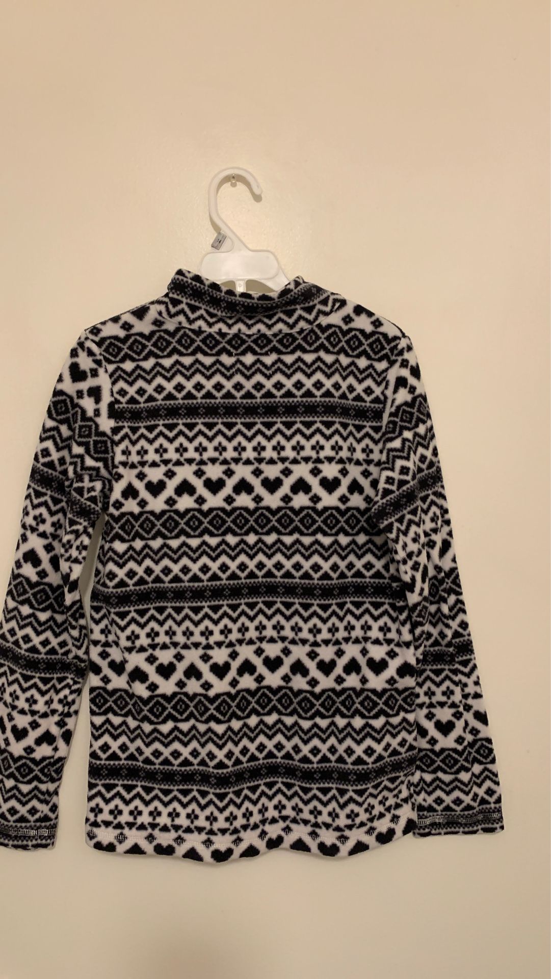 Sweater size 10/12