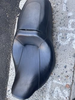 Stock Road Glide Seat