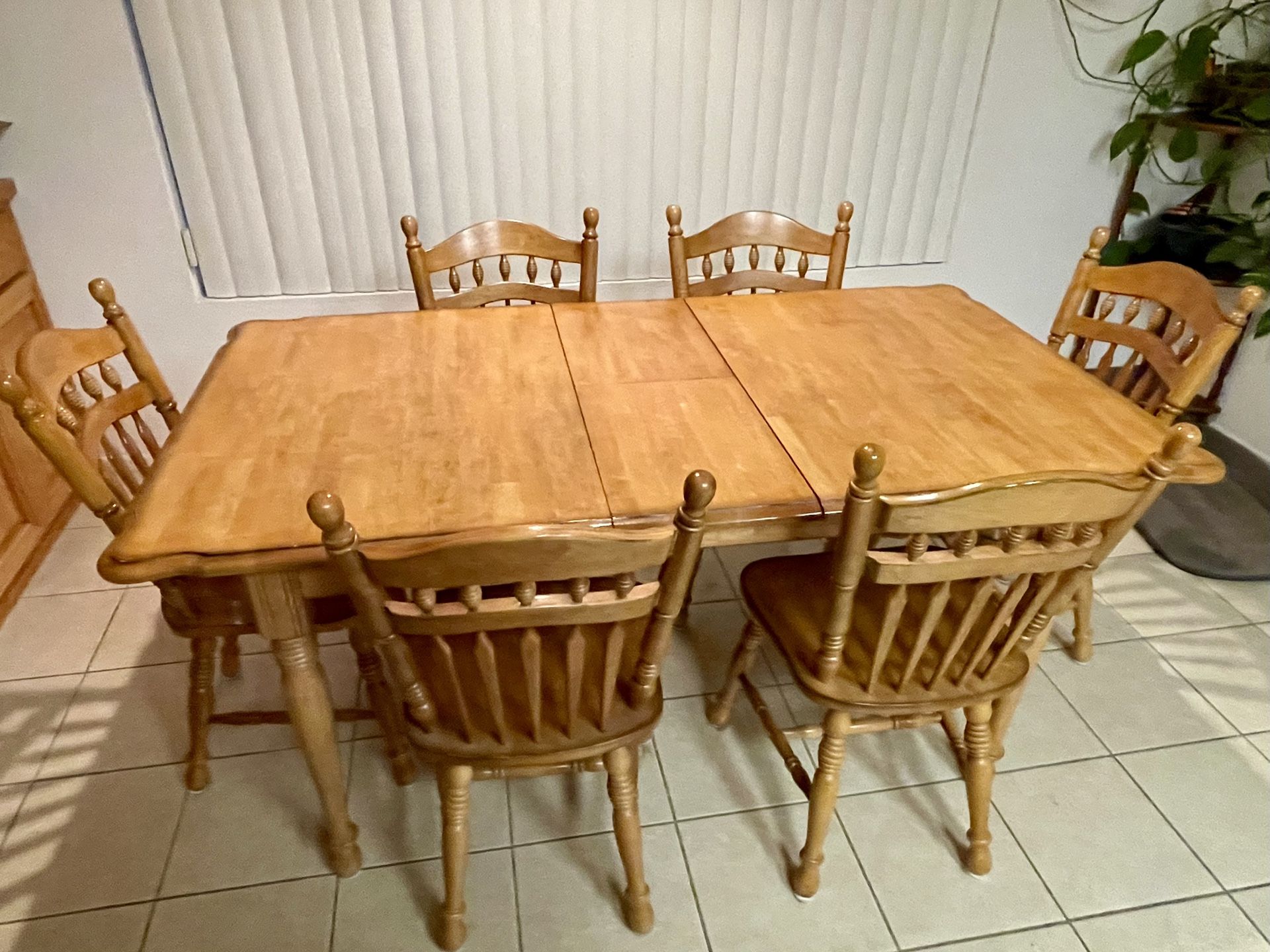 Kitchen Dining Table