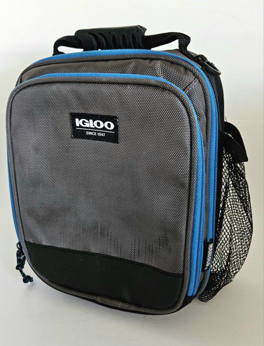 Igloo  Coolmax Vertical Lunch Bag Cooler 