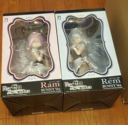 Rem Ram Re:Zero Starting Life Bunny Freeing B-style 1/4 Figure Scale Anime Manga Genuine Sitting