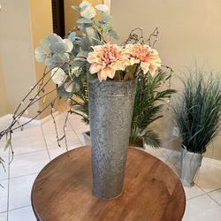 Large Faux Flower Tin