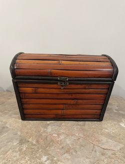 Double Handled Brown Trunk / Chest