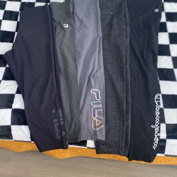 Size large leggings like new