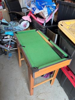 2FT pool table