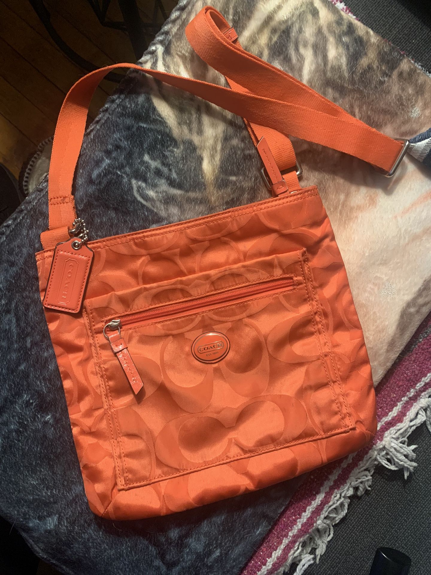 Authentic COACH Getaway Signature Bag