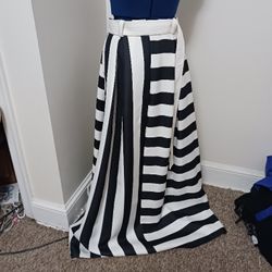 Tov Holy Tiffany Skirt in Black and White Striped 42 Belted Stripes
