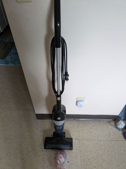 BISSELL 3-in-1 Turbo Lightweight Stick Vacuum, 2610 (Black)