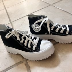 WOMEN'S CONVERSE CHUCK TAYLOR ALL STAR LUGGED PLATFORM SNEAKERS