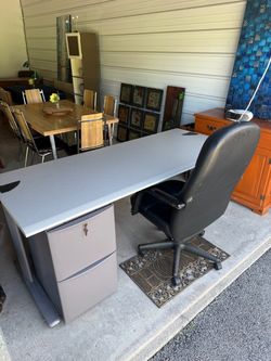 Grey Office Desk with Locking Drawers