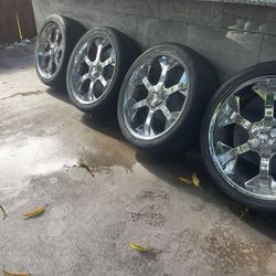 Rines 24  Con Sus Gomas En Buenas Condiciones 6Huecos