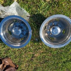 2 Rear Dually Hubs 