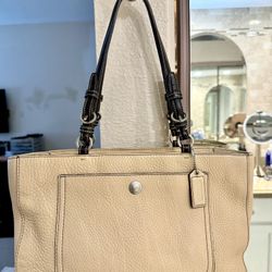 Coach Shoulder Handbag