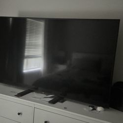 Samsung 65inch TV With Remote