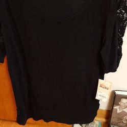 Mudd Black Shirt, lace sleeves - Juniors Size XL