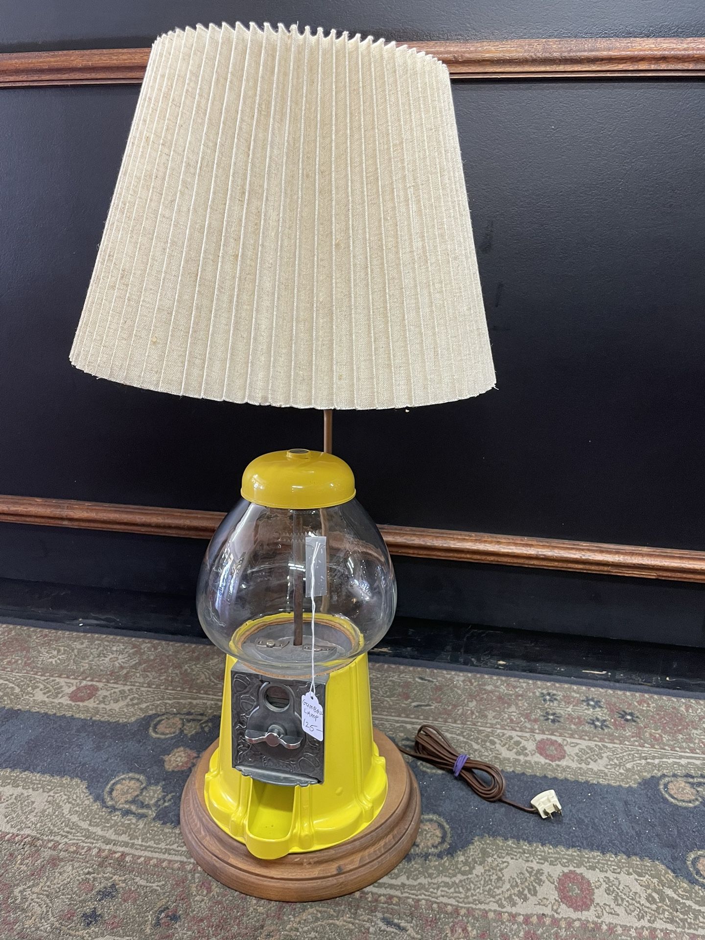 GUMBALL LAMP