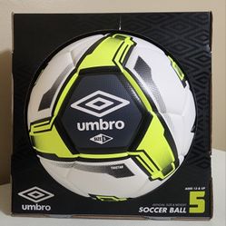 NEW Umbro Tristar Soccer Ball Size 5 Black White Yellow Official Size & Weight