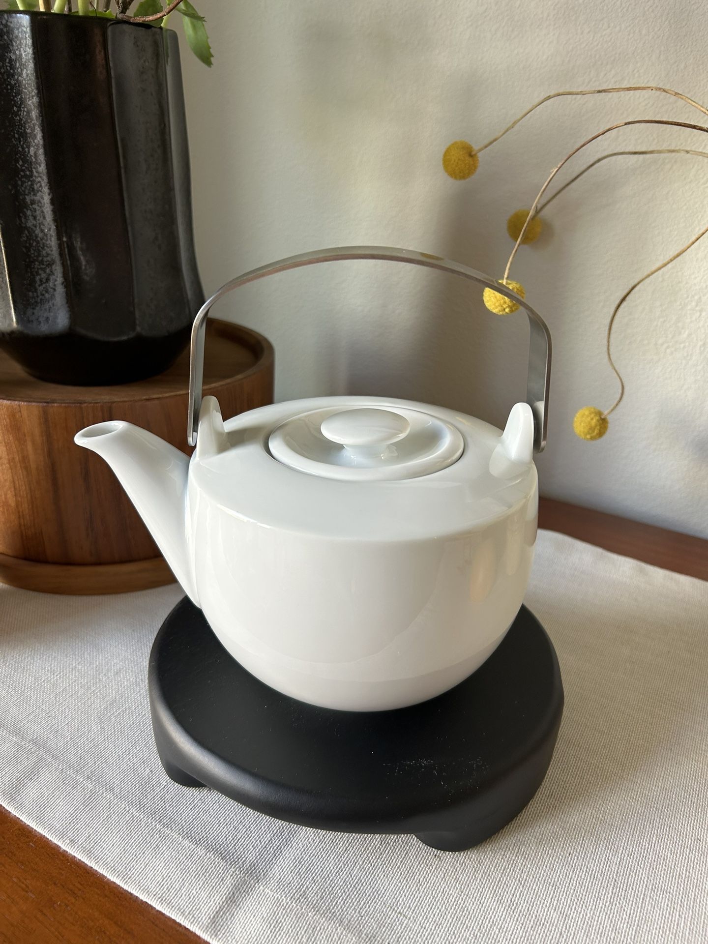 C&B Teapot