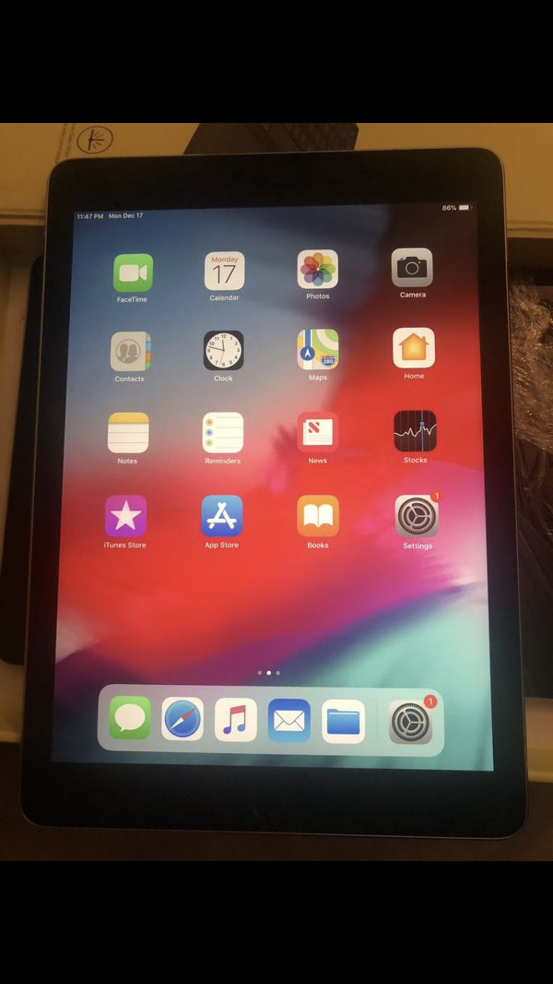 Good iPad Air 2 64g unlocked.