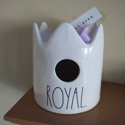 Rae Dunn Royal Crown Birdhouse 
