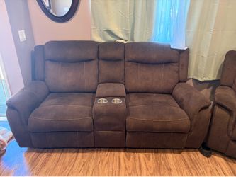 Recliner loveseat & rocking recliner chair