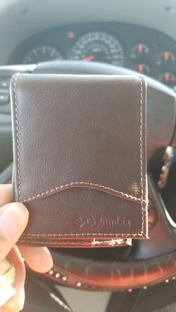 Columbia wallet