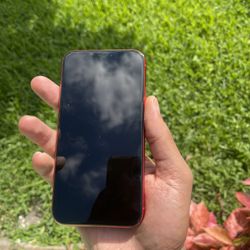 UNLOCKED IPHONE 11 / READY TO USE 