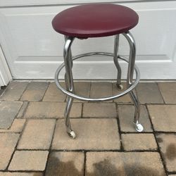 Metal Workbench Stool 22” H X 14”W Seat