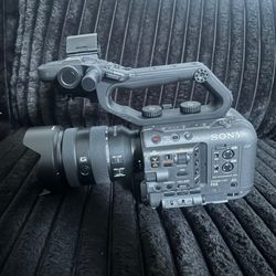 Sony FX6 Cinema Camera Package  