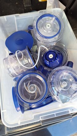 NINJA FOOD PROCESSOR LOTS OF ACCESSORIES  XTRA'S