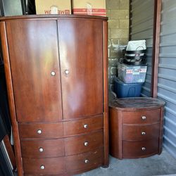 Wood Bedroom Set 