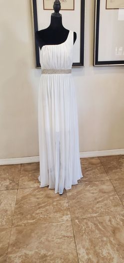 White evening gown size L