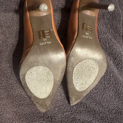 Aldo Leys 3.5 Heels - Retro
