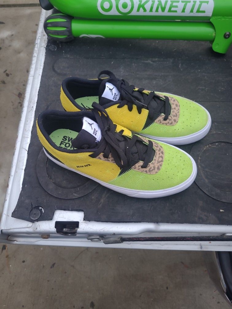 Jordan Dear 90s Shoes 8.5 Brand New