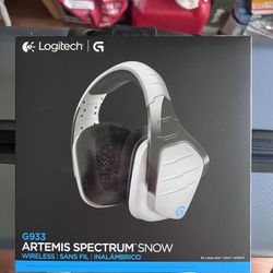 G934 Artemis Spectrum Snow Headphones