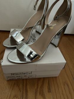 Women’s Shoes